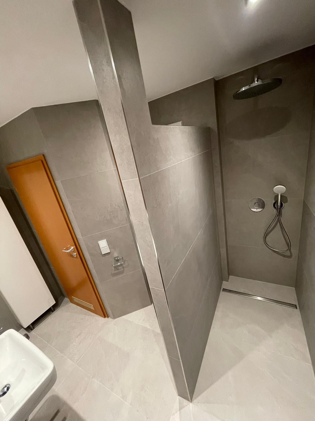 Nachher – Fertig saniertes Badezimmer 2